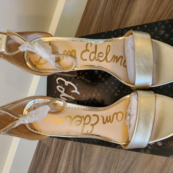 New in original box, Sam Edelman Yaro light gold leather block heels, size 10 - Picture 10 of 12